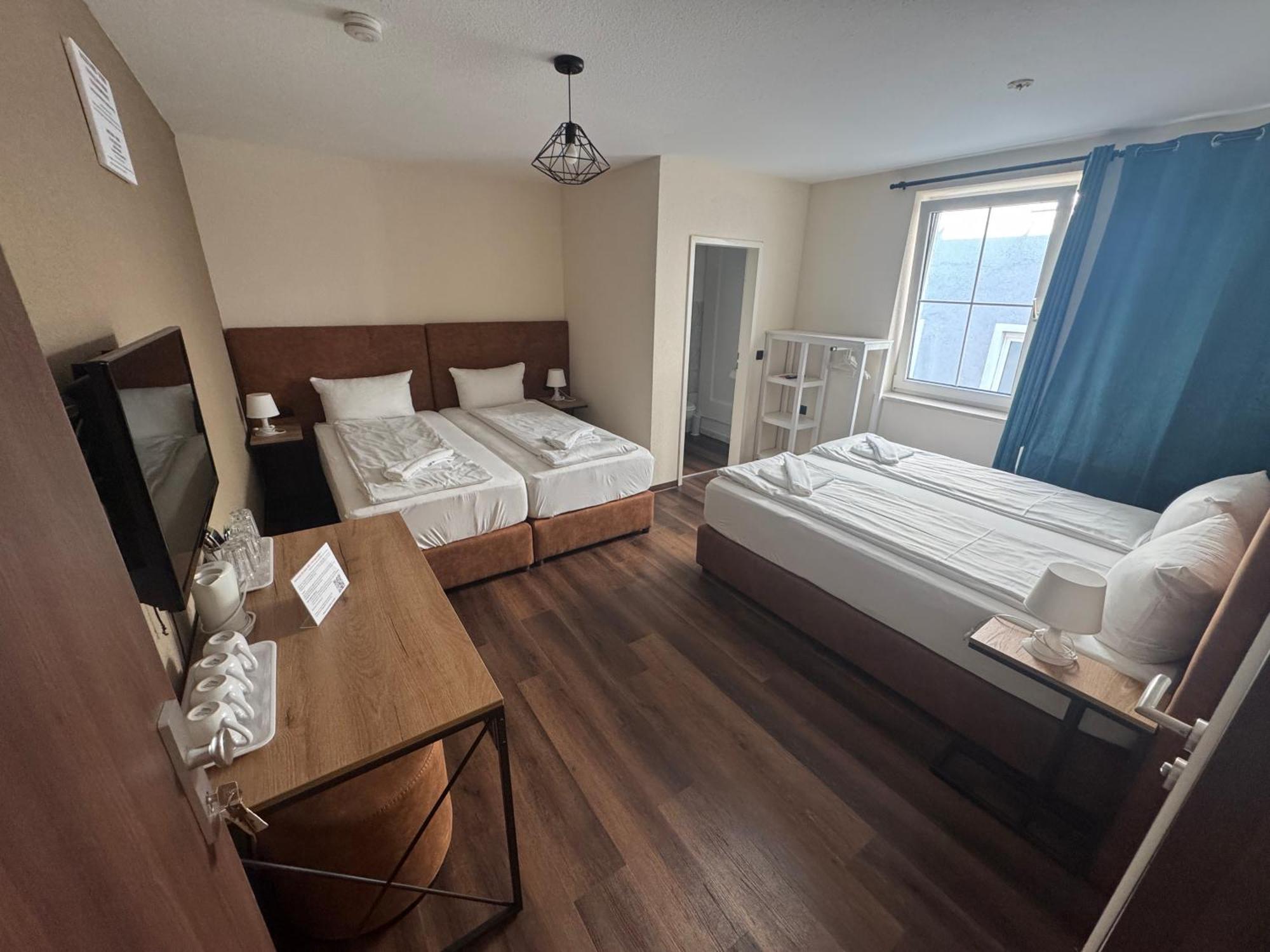 Hotel Capitol Zentrum - 24H - Friedrichshafen Dış mekan fotoğraf