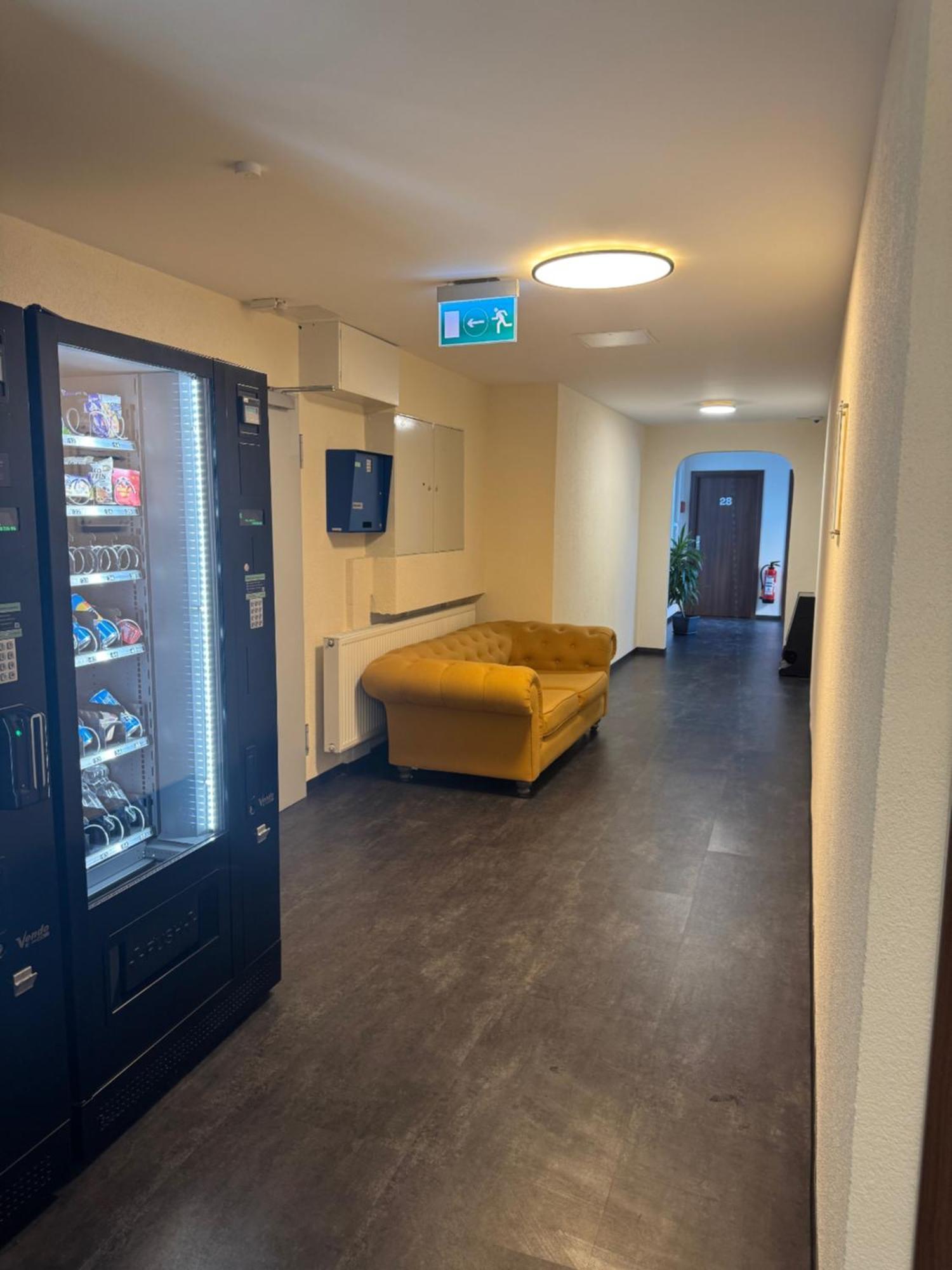 Hotel Capitol Zentrum - 24H - Friedrichshafen Dış mekan fotoğraf
