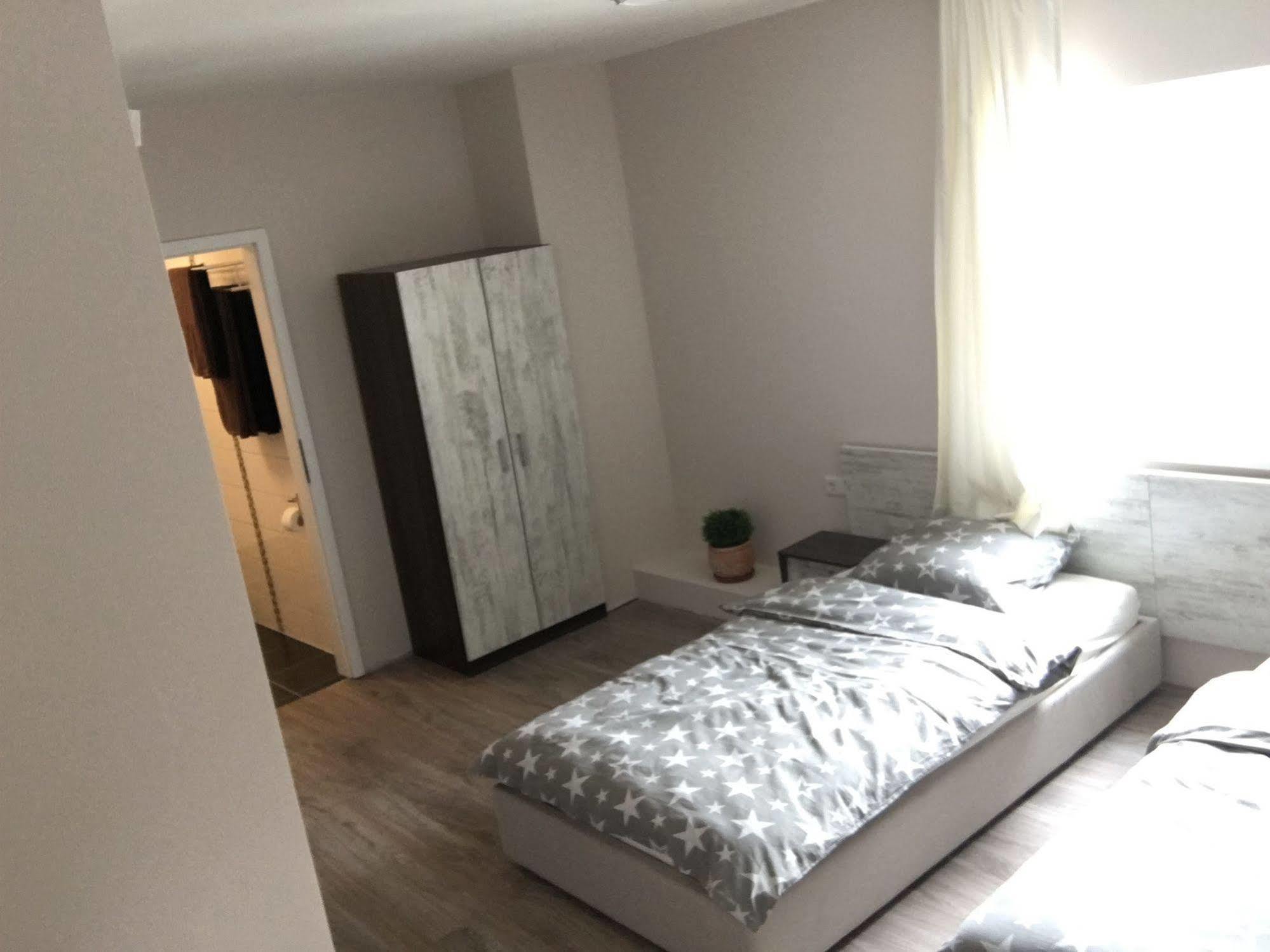 Hotel Capitol Zentrum - 24H - Friedrichshafen Dış mekan fotoğraf